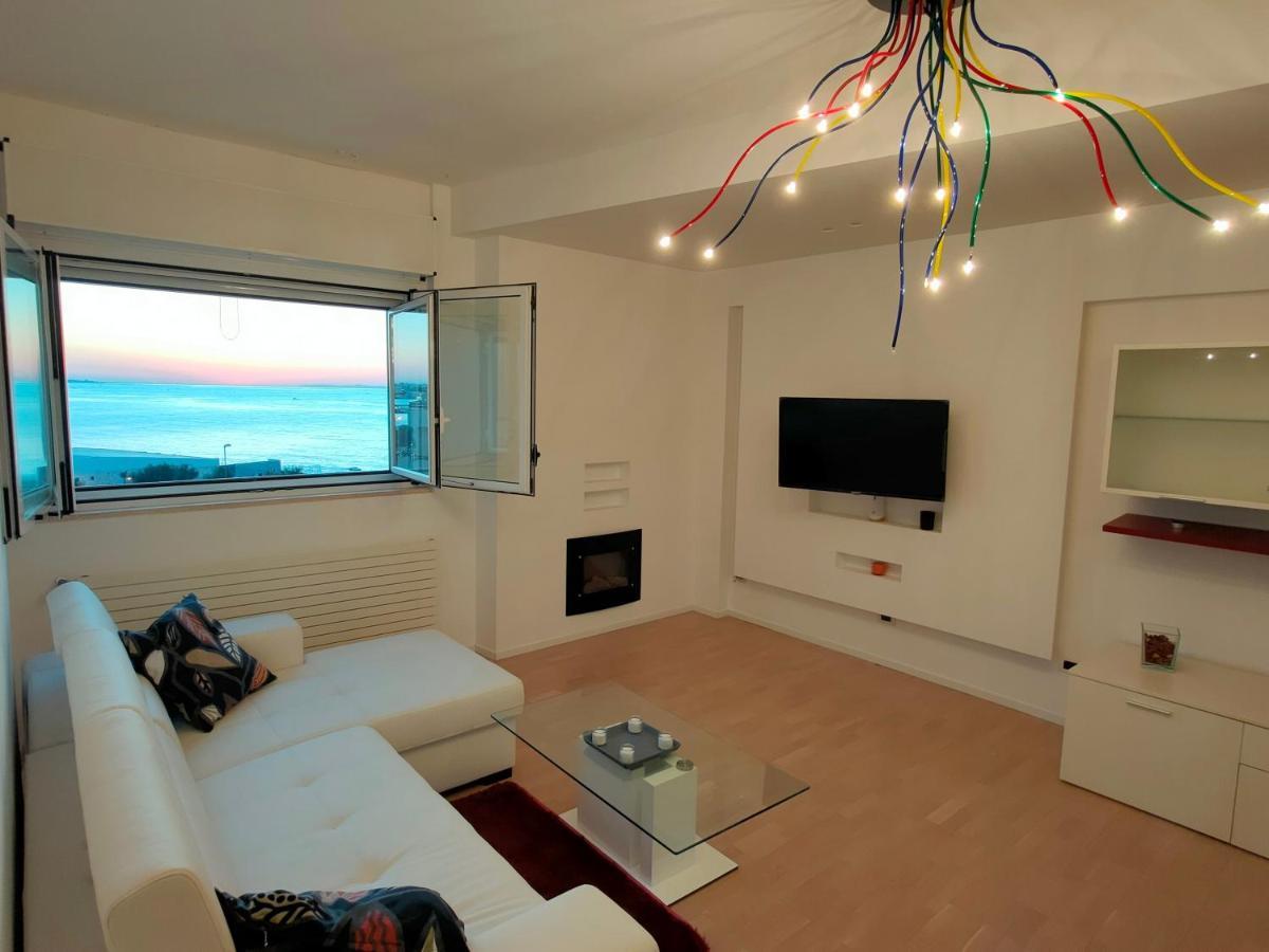 Seafront Suites Bari Exterior photo